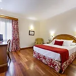 Hotel Azz Claras &