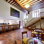 Hotel Azz Claras & 4*