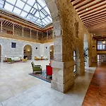 Hotel Azz Claras & 4*