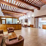 Azz Claras & 4* Peñafiel