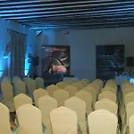 Azz Claras & Hotel 4*