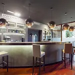 Azz Claras & Hotel Peñafiel