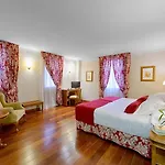 Azz Claras & 4* Peñafiel