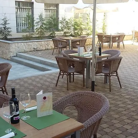 Azz Claras & Hotel 4*