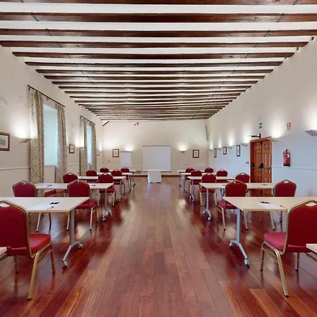 Hotel Azz Claras & Penafiel