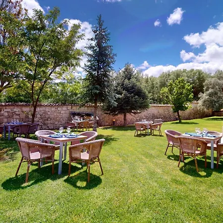 Azz Claras & Peñafiel