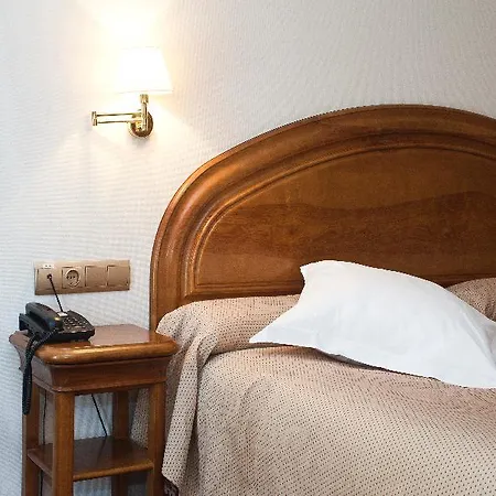 Azz Claras & Hotel 4*