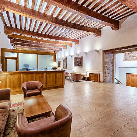 Azz Claras & 4* Penafiel