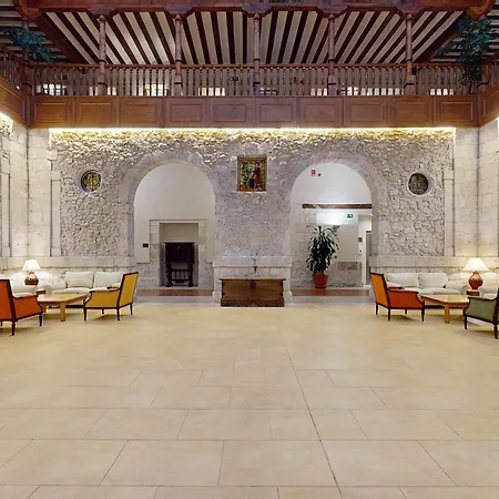 Azz Claras & Ξενοδοχείο