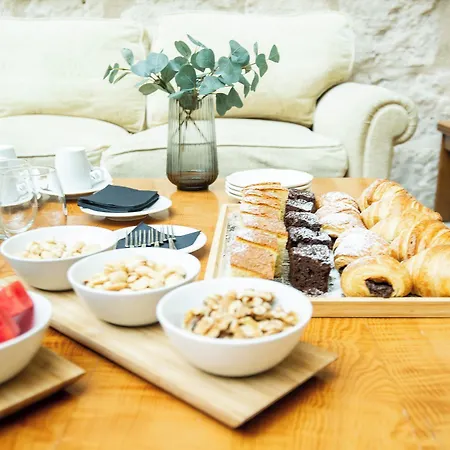 Hotel Azz Claras & Penafiel