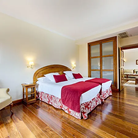 Ξενοδοχείο Azz Claras & Peñafiel