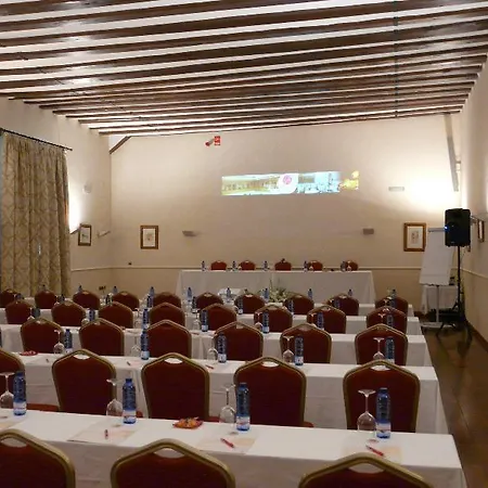Hotel Azz Claras & Penafiel