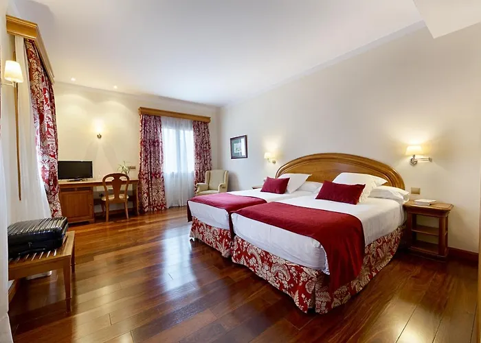 Azz Claras & 호텔 4*