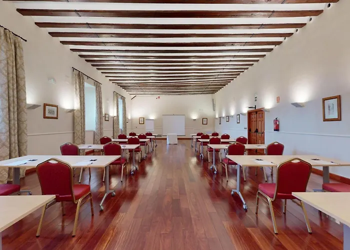 호텔 Azz Claras & 페냐피엘