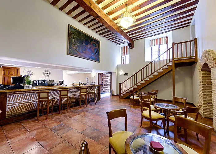 Hotel Azz Claras Hotel&spa 4*