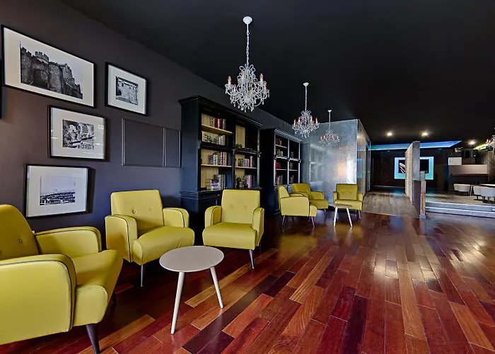 Hotel Azz Claras Hotel&spa