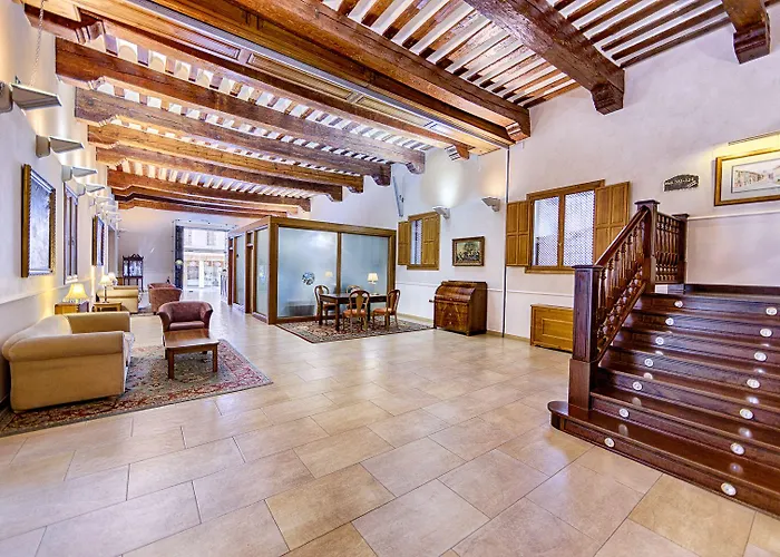 Azz Claras & 호텔 페냐피엘