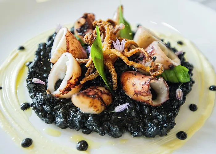 Azz Claras & 4* 페냐피엘