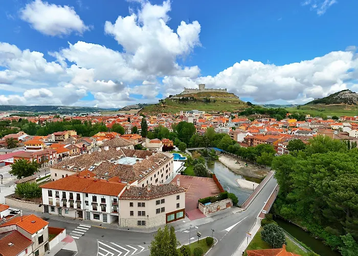 호텔 Azz Claras & 4*