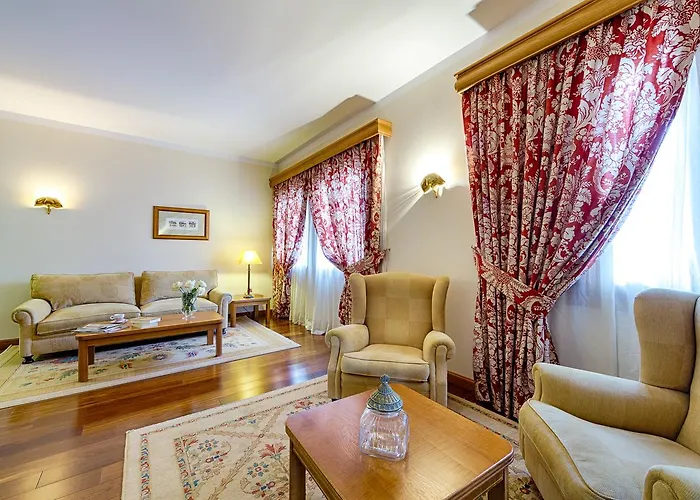 Azz Claras & 호텔 4*